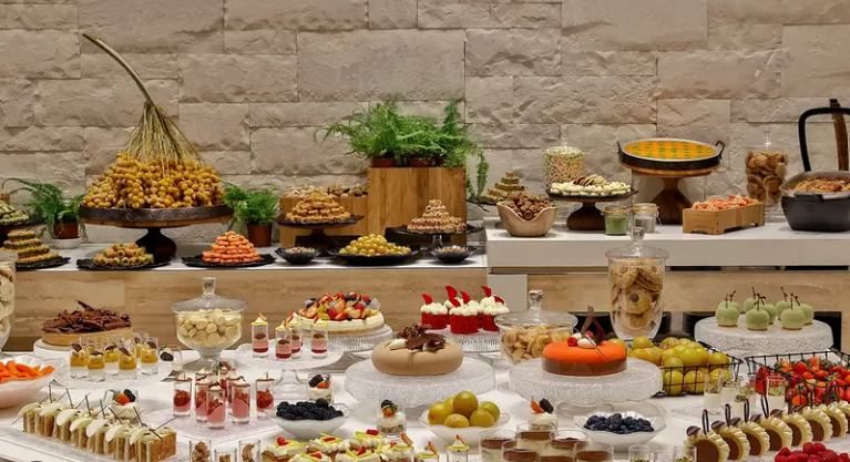 Hotel buffet with breakfast and dinner options